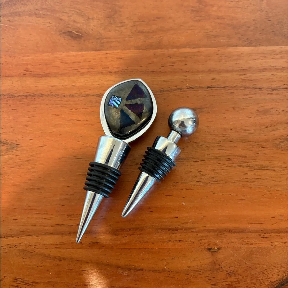 Silver and Multicolor Wine‎ Stoppers stainless steel Fluid Art